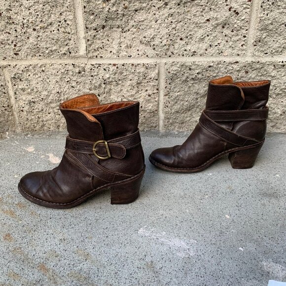 FIORENTINI + BAKER Womens Ankle Booties US 9 Euro 39 Brown Italian Buckle Boots - Picture 2 of 11